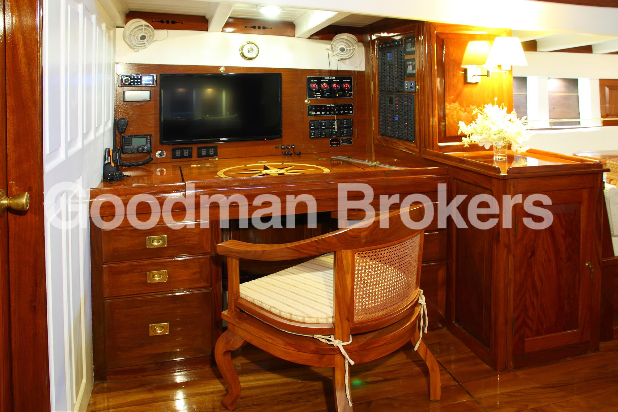 Marconi ketch