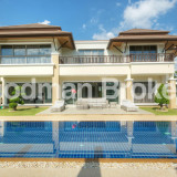 An object #568 - miniature 3